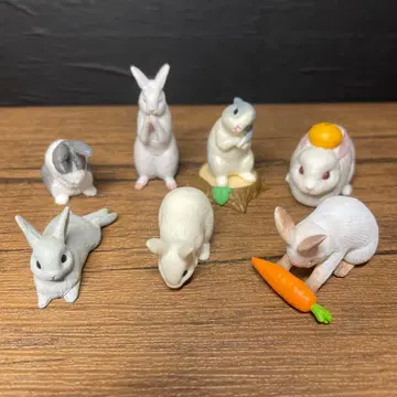 토끼 피규어