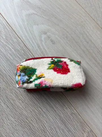 FEILER 스트로베리 필드 파우치 하트 참 포함