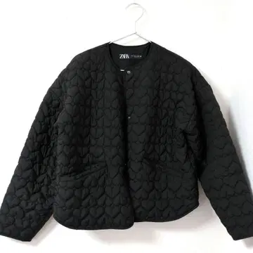 ZARA S 사이즈 하트 퀼팅 자켓 블랙