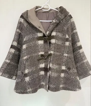 Blanc Vert 케이프풍 코트