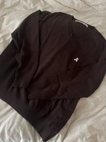 rest&recreation 다크 브라운 V넥 스웨터