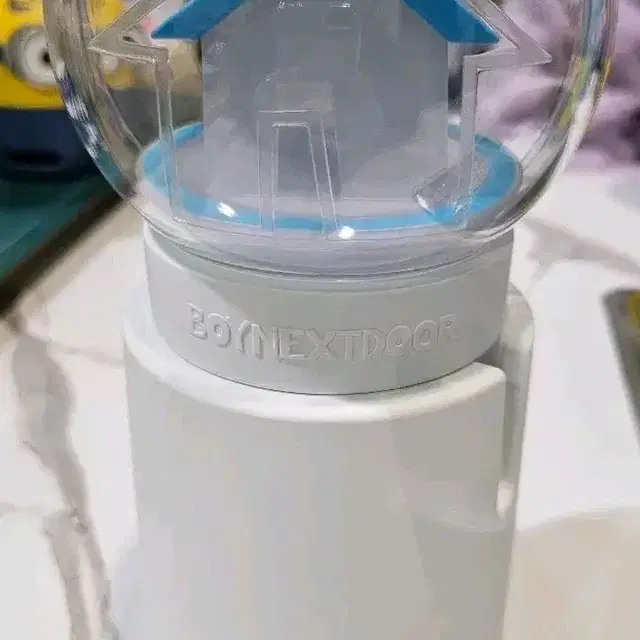 보이넥스트도어 공식 응원봉