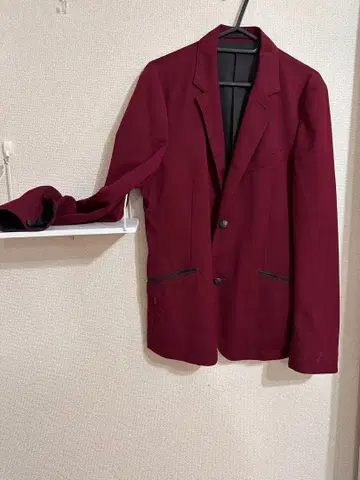 새상품급) HIDEAWAIS 버건디 테일러드 자켓