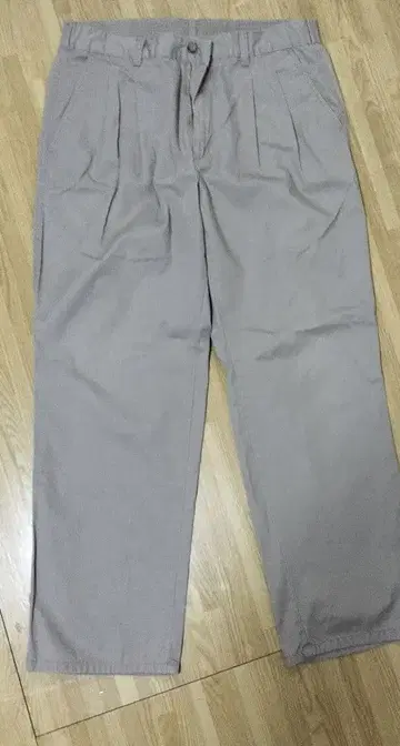 puritan 라이트 베이지 치노 팬츠