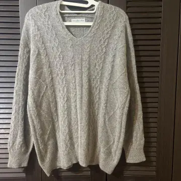 mon chou chou 그레이 V넥 스웨터