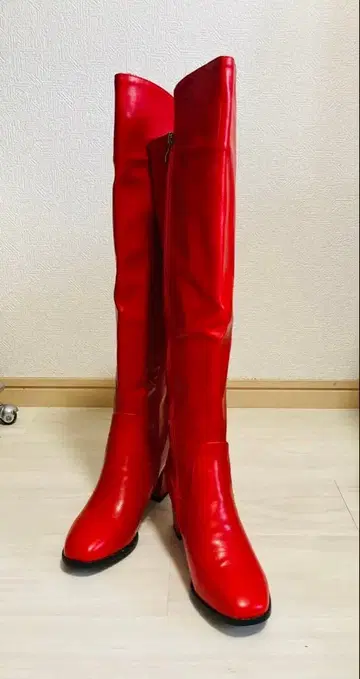레드 롱 부츠 중간 힐