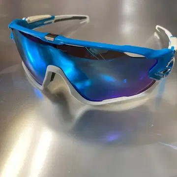 오클리 조브레이커 스카이