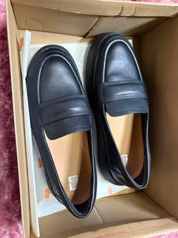 fitflop 블랙 로퍼 US 07