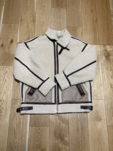 SLY/ 무스탕 코트 / 베이지