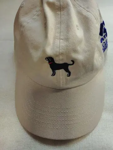 The Black Dog 개 자수 베이지 캡