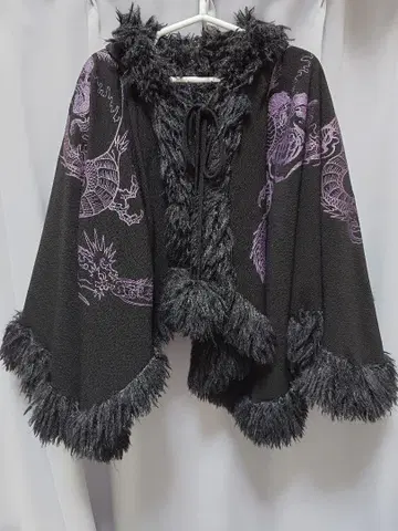 Qutie Frash 리버서블 퍼 판초