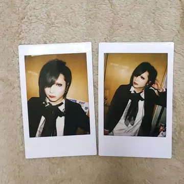 DEZERT 치아키 폴라로이드 2장 세트