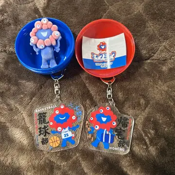 미야쿠미야쿠 아크릴 키링 2개 세트 플로키 피규어 투명 받침대 없음