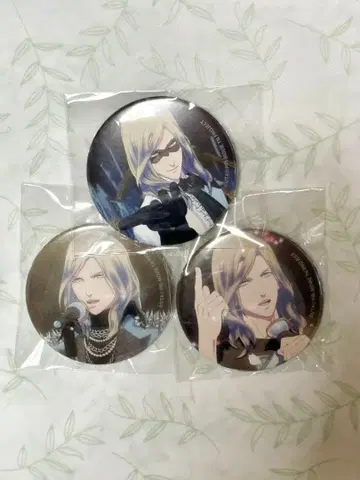 탭나이 캔뱃지 카뮈