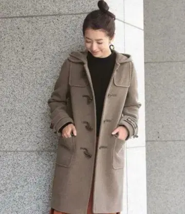 뷰티 앤 유스 더플 코트