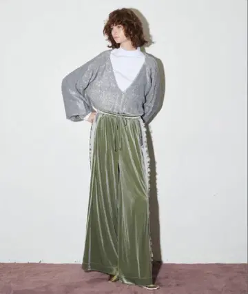 메탈릭 라인 x 레이스 벨로아 와이드 팬츠