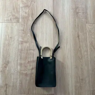 ZARA 숄더백 블랙