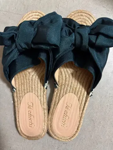 블랙 리본 샌들 23cm