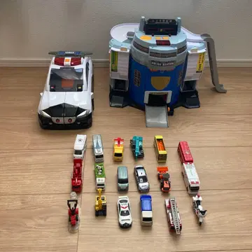 빅 패트롤카 폴리스 스테이션 토미카 18대 세트
