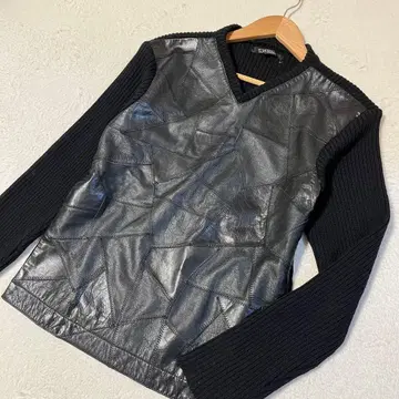 5351 Pour Les Hommes 패치워크 가죽 절개 니트 스웨터