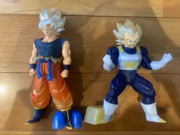 드래곤볼 피규어 손오공 베지터