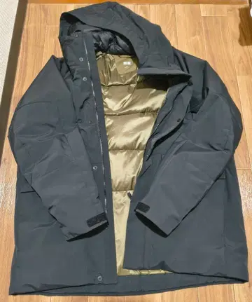 유니클로 하이브리드 다운 파카