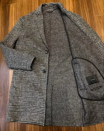 새상품급 ZARA 자라 체크 무늬 체스터 코트