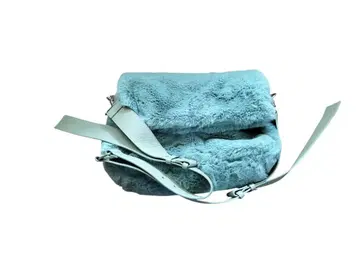 Sile 큐 퍼 크로스바디 백 숄더