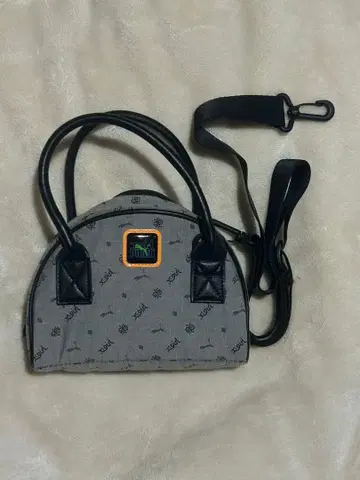 엑스걸 x 푸마 숄더백