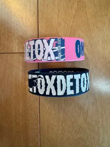 ONE OK ROCK DETOX 러버 밴드 2개 묶음 판매