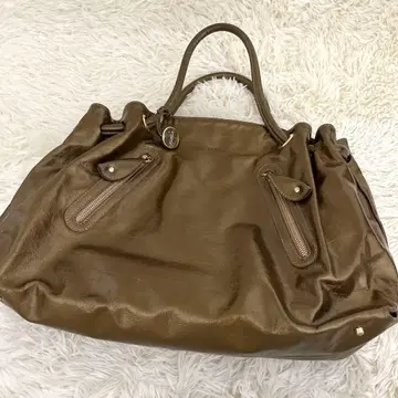 새상품급 FURLA 패턴트 레더 토트백