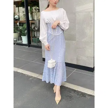 에이미 이스토아 새틴 도킹 머메이드 원피스