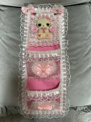 키티 핑크 레이스 월 포켓