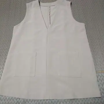 [ 하르메크 슬리브리스 튜닉 V넥 ]