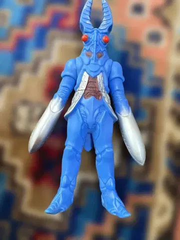 울트라 괴수 500 발탄 성인 (베이직 버전) 라이브 사인 있음