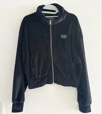 HANA 소속 B-RAVE 벨로아 트랙 자켓