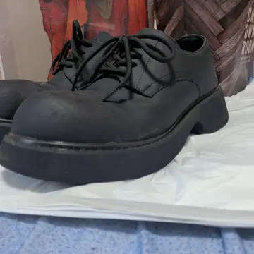 블랙 레이스업 슈즈 통굽 약 5.5cm