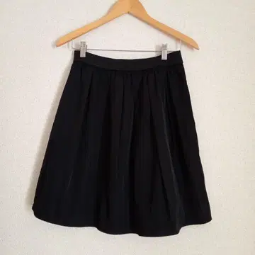 르 쿠르 블랑 스커트 블랙