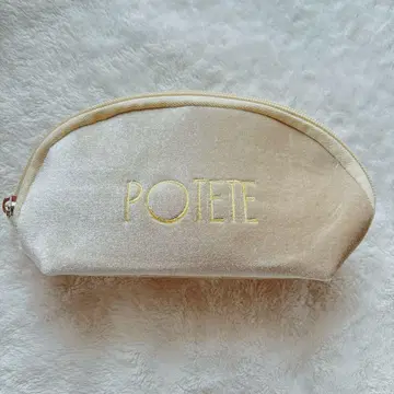 POETTE 크림색 새틴 파우치