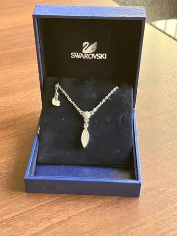 SWAROVSKI 스와로브스키 목걸이 클리어 스와로