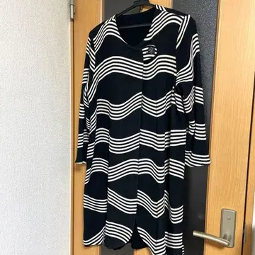 디오 하이패션 A라인 코트