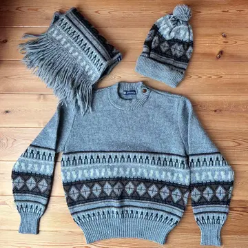 다나 스포츠 그레이 알파카 50% 스웨터