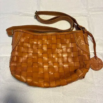 새상품급 zucchero filato 즈케로필라토 뜨개질 가죽 백