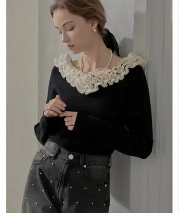 Re:EDIT 프릴 V넥 니트탑