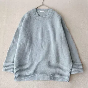 새상품급 갤러리 바이 파인 울 크루넥 풀오버 긴팔 블루 M