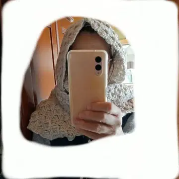 베이지 니트 장미 바클라바 후드