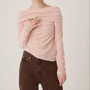 오프숄더 핑크 상의 LWCT244041 릴리 브라운