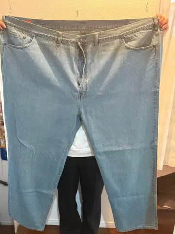 미사용품 B&T JEANS 스트레이트 핏 데님