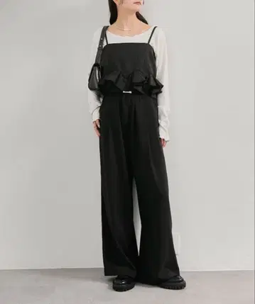 mystic 프릴 이지 팬츠