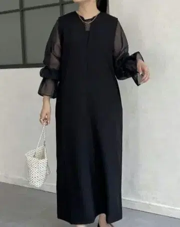 ON OFF 사용 가능한 시어 블라우스 세트 키 넥 원피스 미사용 새상품